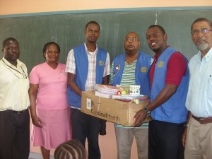 Kiwanis Club donates to primary schools
