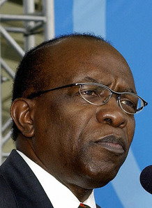 Former Fifa vice-president Jack Warner is caught on tape offering ‘gifts’ of £25,000 to Caribbean delegates
