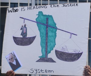 Lone protester seeks to send message
