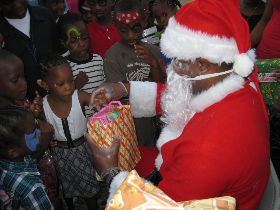 HHV Whitchurch Portsmouth hosts Christmas party - Dominica News Online