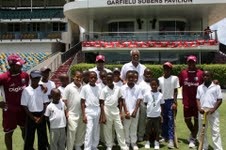 West Indies cricketers support regional elimination of mother-to-child transmission of AIDS