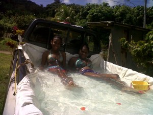 PHOTO OF THE DAY: Beating the heat