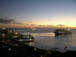 PHOTO OF THE DAY: And night falls over the land and sea