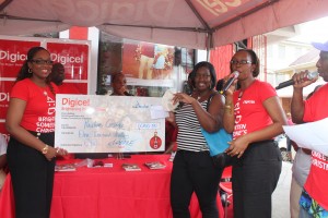 BUSINESS BYTE: Digicel ‘brightens’ Christmas for five lucky winners