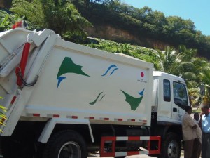 A truck for collecting recyclable garbage was donated by Embassy of Japan 
