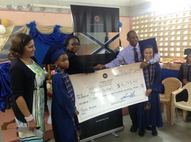 arton bank petite savanne school donation