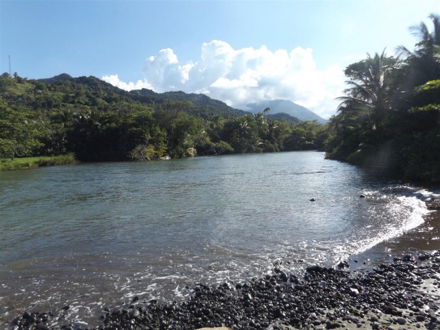 PHOTO OF THE DAY: Castle Bruce River scenery - Dominica News Online