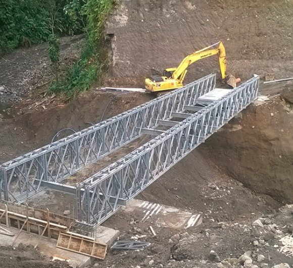 Ongoing work on the Boetica Gorge Bridge 