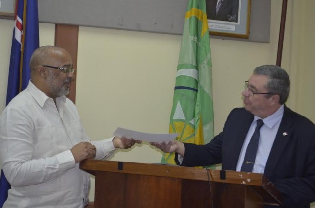 Director General of the OECS Dr. Didacus Jules (left) Philippe SEIGNEURIN, Deputy Head of Mission from the Embassy of the Republique of France 