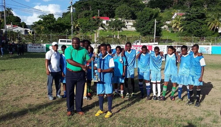 Castle Bruce Secondary School celebrates good sports year - Dominica ...
