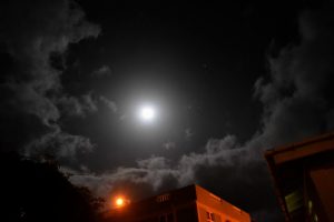 PHOTO OF THE DAY: Moon in the sky