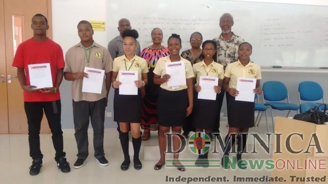 The students received the scholarships on Thursday 