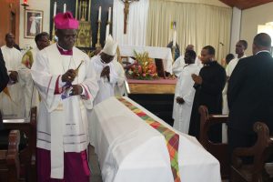 World War II veteran and renowned photographer laid to rest