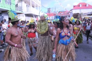 BUSINESS BYTE: Flow to give $100K to Carnival 2020