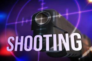 Masked assailant shoots 21-year-old in the leg
