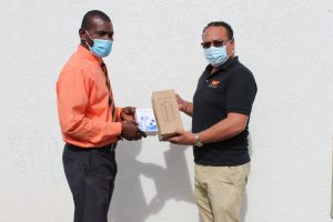 Free face masks and other COVID-19 supplies for schools thanks to two Dominican businessmen