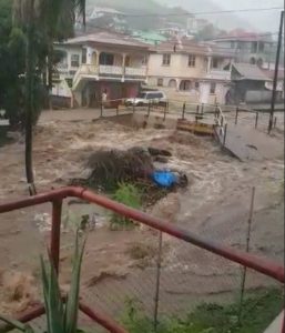 IN PICTURES (WITH VIDEO): Weather trough impacting Dominica 10th October 2021
