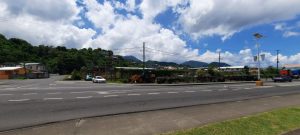 Government and opposition at loggerheads over hotel on the former public works site