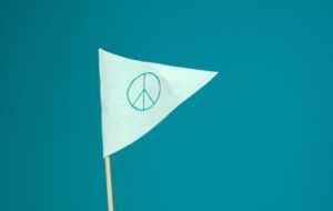 Young people from across the Commonwealth to raise ‘Flag of Peace’ to mark Commonwealth Day