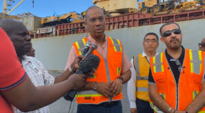 [VIDEO] Arrival and offloading of heavy equipment for Dominica’s international airport