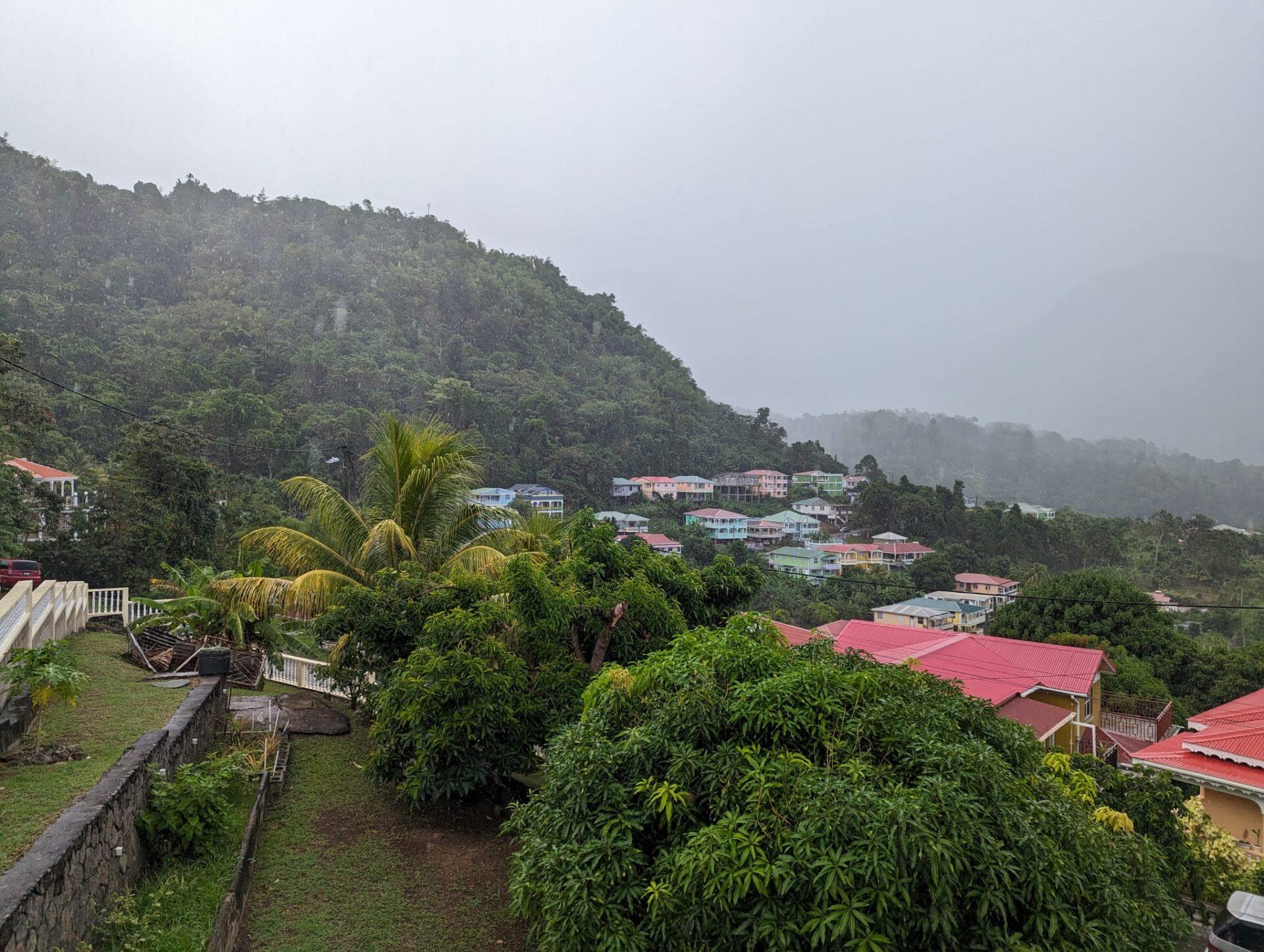 WEATHER (6:00 AM, June 1): Tropical wave to affect area today ...