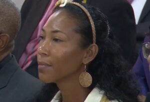 President congratulates new Kalinago Chief