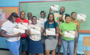 ‘Marketing for Entrepreneurs’ provides AI business training for 12 Dominicans