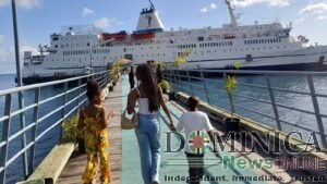 Logos Hope welcomes over 30,000 visitors during return to Dominica (with pictures)