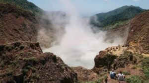 Dominica – The Valley of Desolation and Boiling Lake: the island’s volcanic wonders