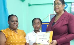 Jewel Sarai Henry receives Rotary Club’s Major L. Earle Johnson Memorial Scholarship