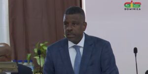 Dominica’s foreign affairs minister: Medical program to see changes with Cuban gov’t’s cooperation