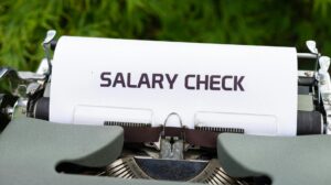 New hotline launched to support enforcement of minimum wage order